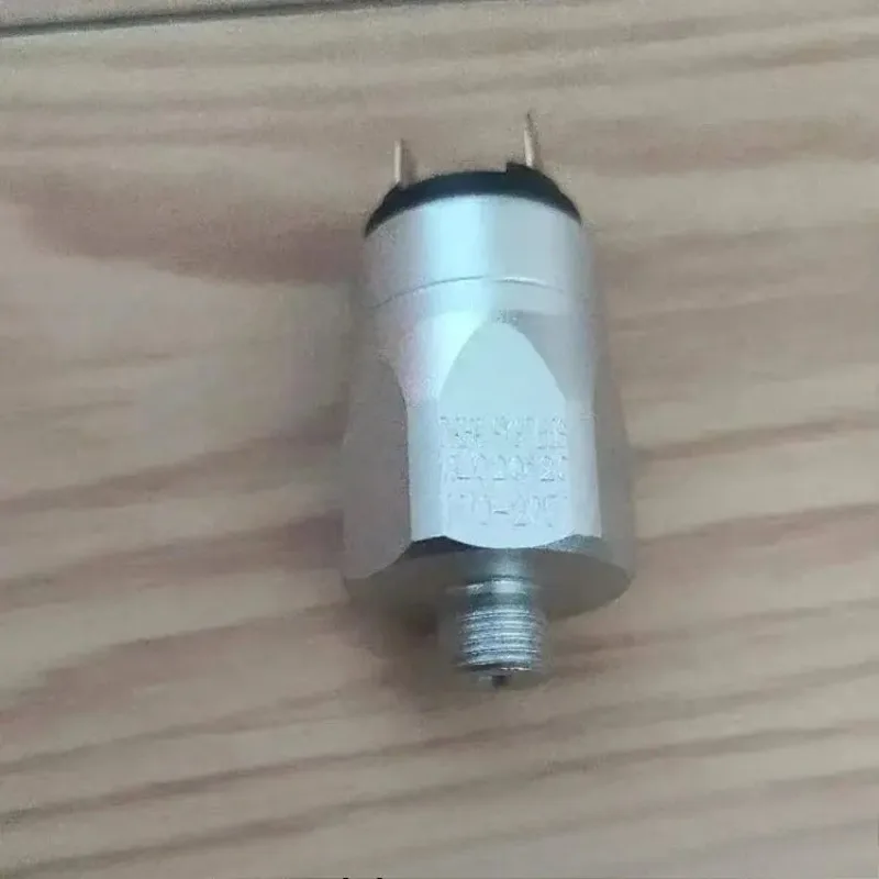 New  Pressure Switch DAHASYSTEMS ML010120 ML020120 MLA10120MLA20120M10F1/8