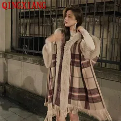 4 Farben Frauen Winter dicken England Plaid gedruckt Poncho Quaste Outstreet tragen Umhang mit Hut Kunst kaninchen Pelz kragen langen Mantel