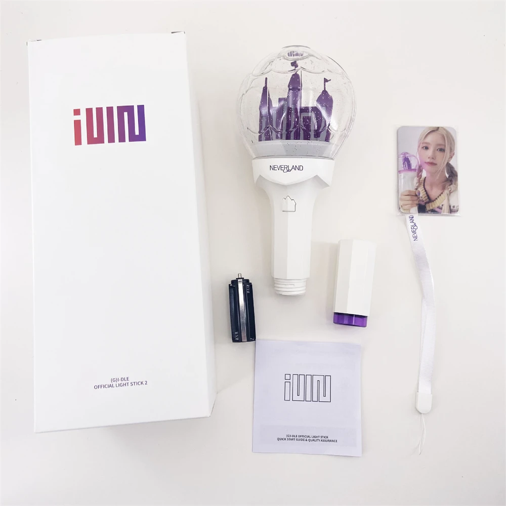 

KPOP (G)I-DLE 2nd Generation Castle Light Stick YUQI MINNIE Concert Boxed Glow Stick Fans Hand Hold Lamp GIDLE Neverland Gift