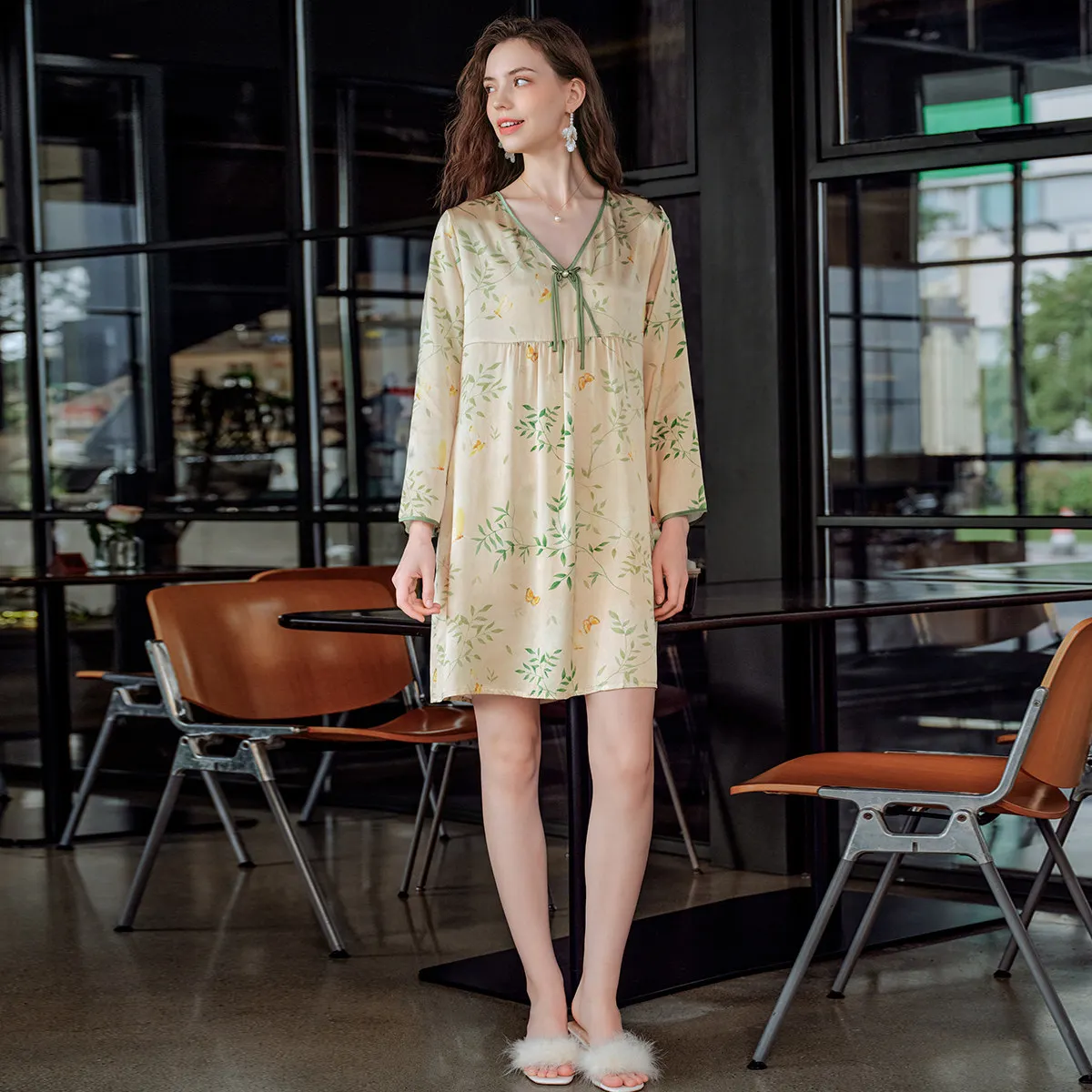 Long Sleeve 100% Mulberry Silk Sleep Dress Chinese Knot Button Women's Pajamas Nightdress Versatile Short Nightgown Loungewear