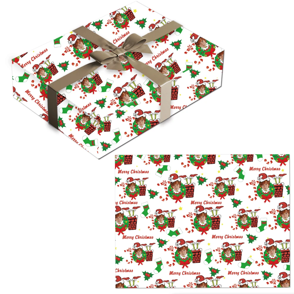 Customized Christmas wreath pattern face photo gift wrapping paper, sealed packaging paper for snacks and commemorative gifts