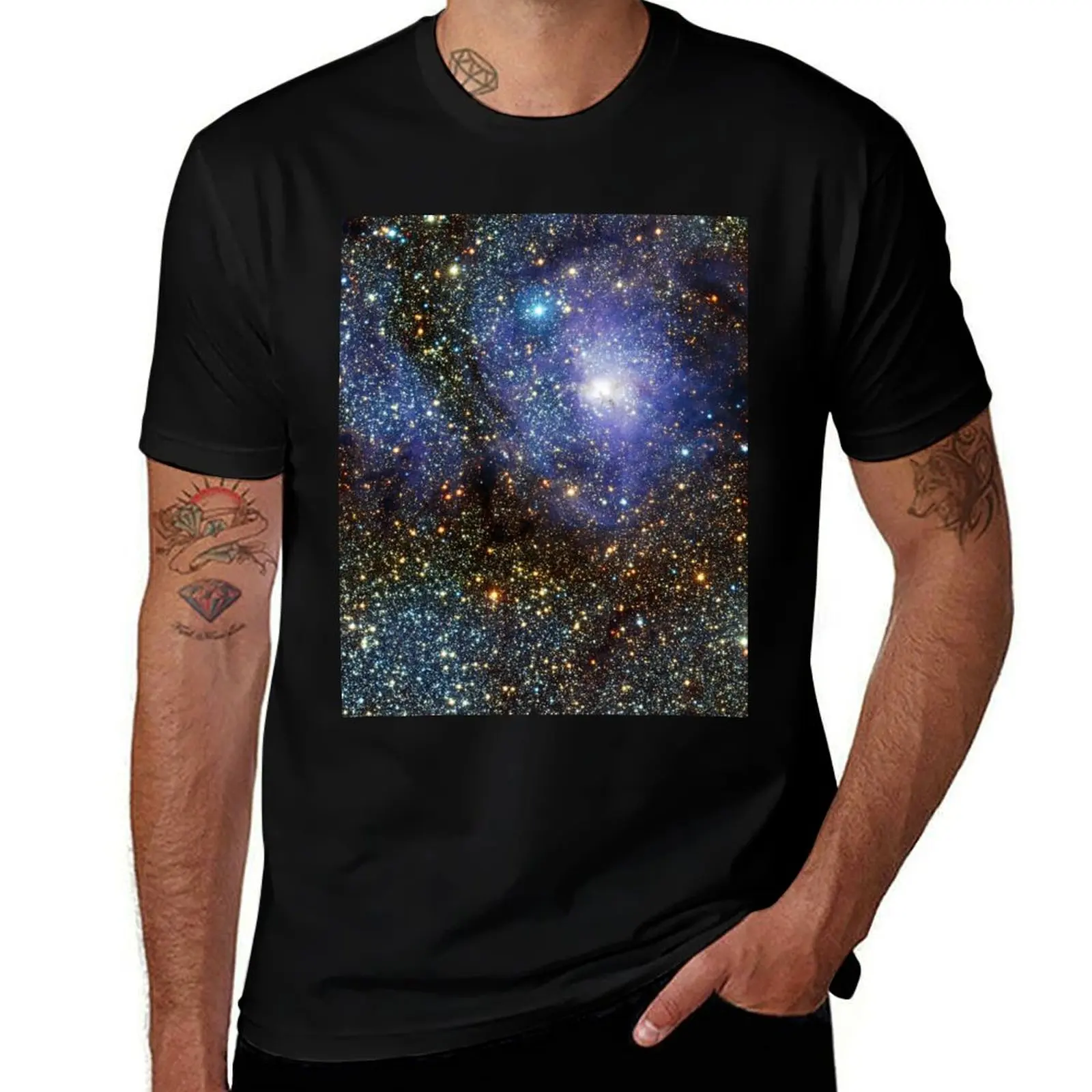 

Lagoon Nebula Messier 8 M8 NGC 6523 T-Shirt men t shirt cotton 100% man t shirt designer t shirt man cotton T-Shirt