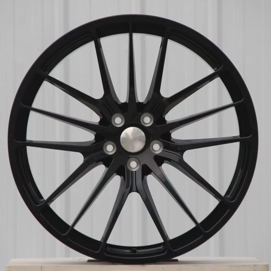 

Ступица колеса автомобиля 19-дюймовая ступица колеса 19x9,5J 5*114,3 ET45 CB64.1 Автомобильная ступица