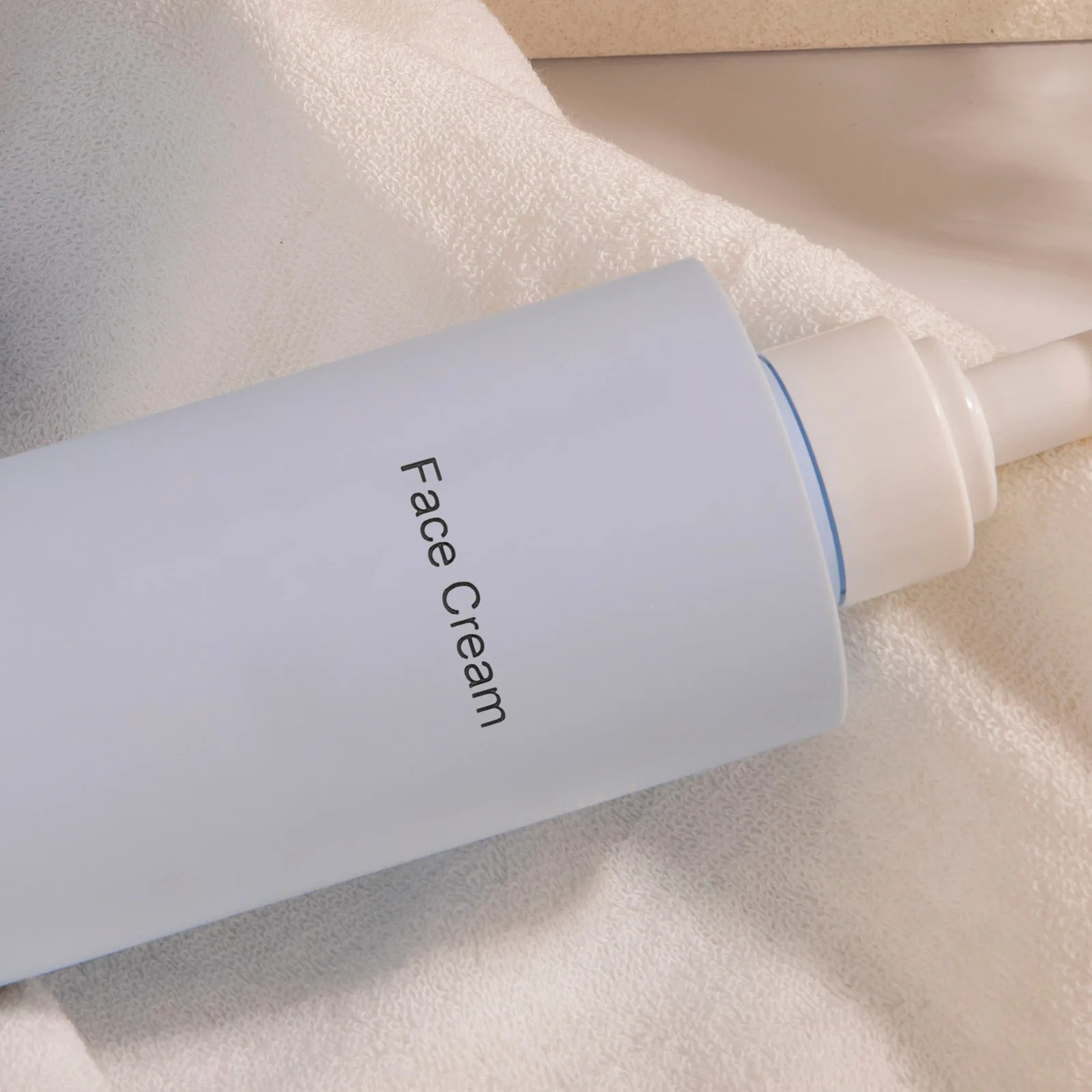 

Cosmetics Labels Sub Bottle Stickers Self-Adhesive Label Stickers For Travel Shampoo Dispenser Labels Organized Storage