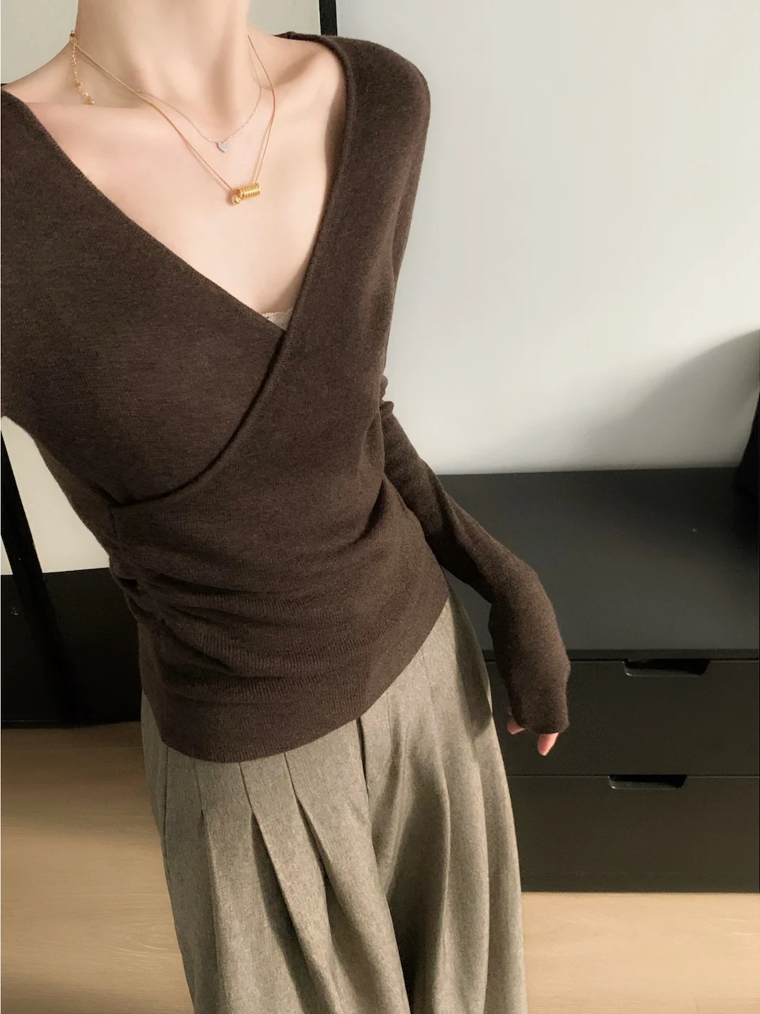 

Женский облегающий трикотажный топ FlowGaga с V-образным вырезом, длинными рукавами, шерстяной отделкой и перекрестной талией, модный, универсальный, Ciwalk