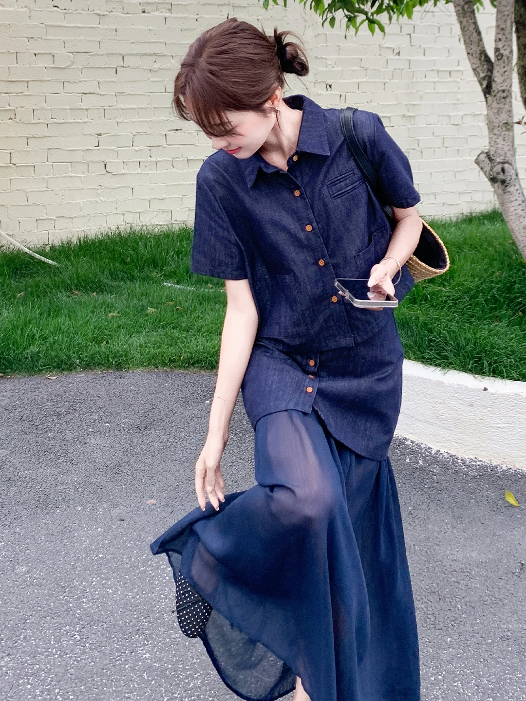 Unique Beautiful Thin Denim Short Sleeve Shirt Mesh Long Skirt Three Piece Set Women's Fashionable Ageless Styling Summer Wear