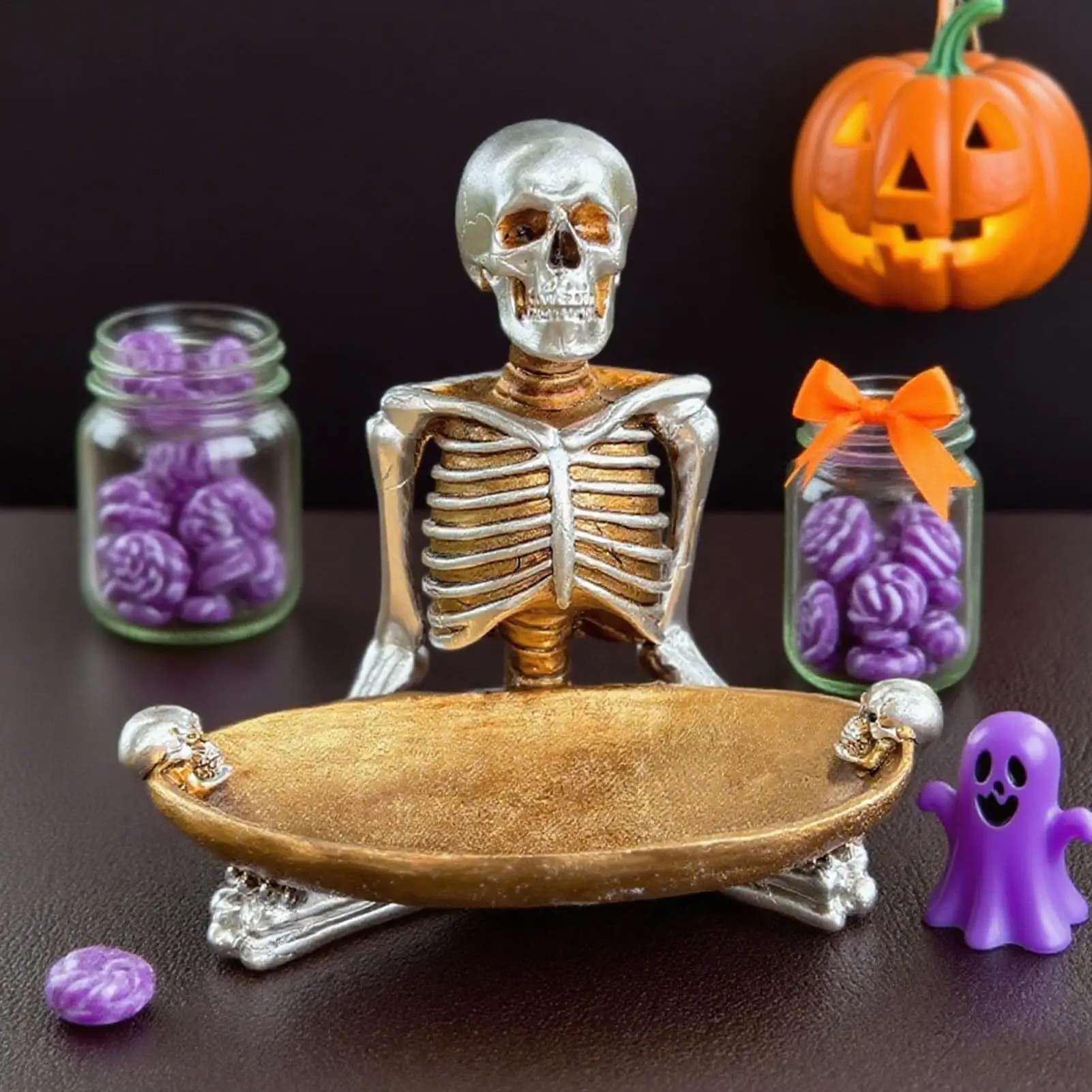 

2025 Halloween Skeleton Candy Bowl Scary Resin Serving Bowl for Workplace Kitchen Cookie Fruit Jewelry Snack Dishes