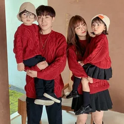 Christmas Family Matching Sweater Dad Mom And Daughter Son New Year Clothes 2023 Women Baby Girl Boy Red Knitted Top Men Jumper