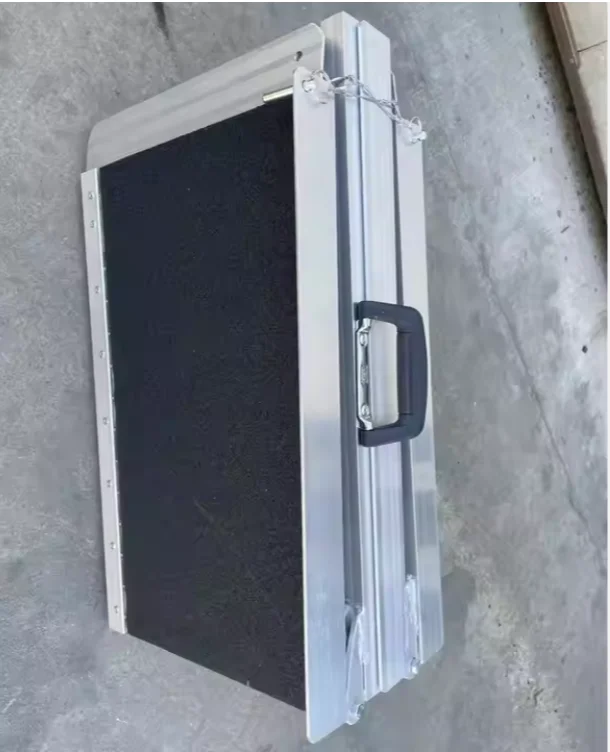 2025 new folding aluminum wheelchair access ramp portable non-slip wheelchair ramp 5