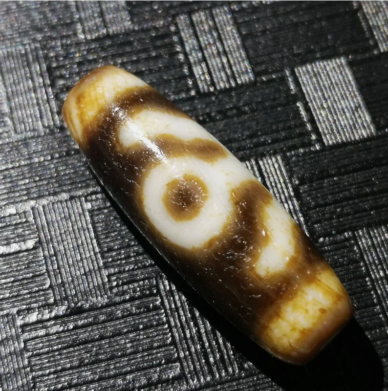 Magic Energy Tibetan Old Agate Dragon Skin Guiren Tairen CinnabarTotem dZi Bead