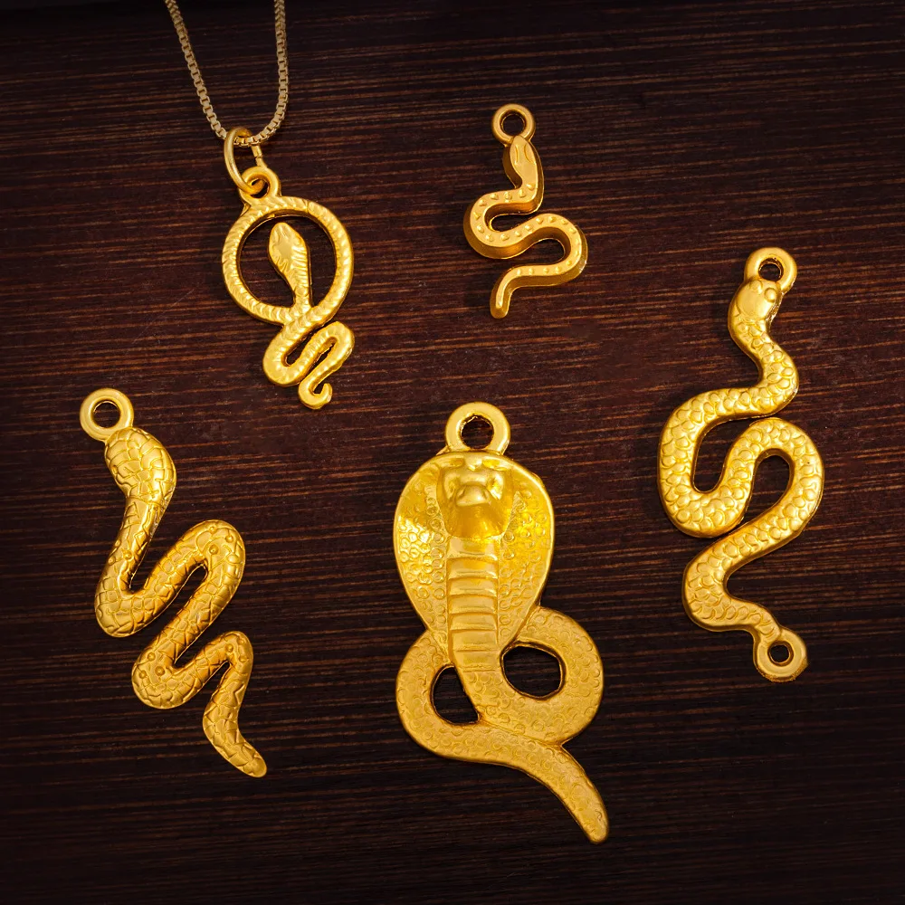 حار بيع كوبرا الجرسية قلادة diy الذهبي الأفعى أزياء الملابس سبيكة التبعي