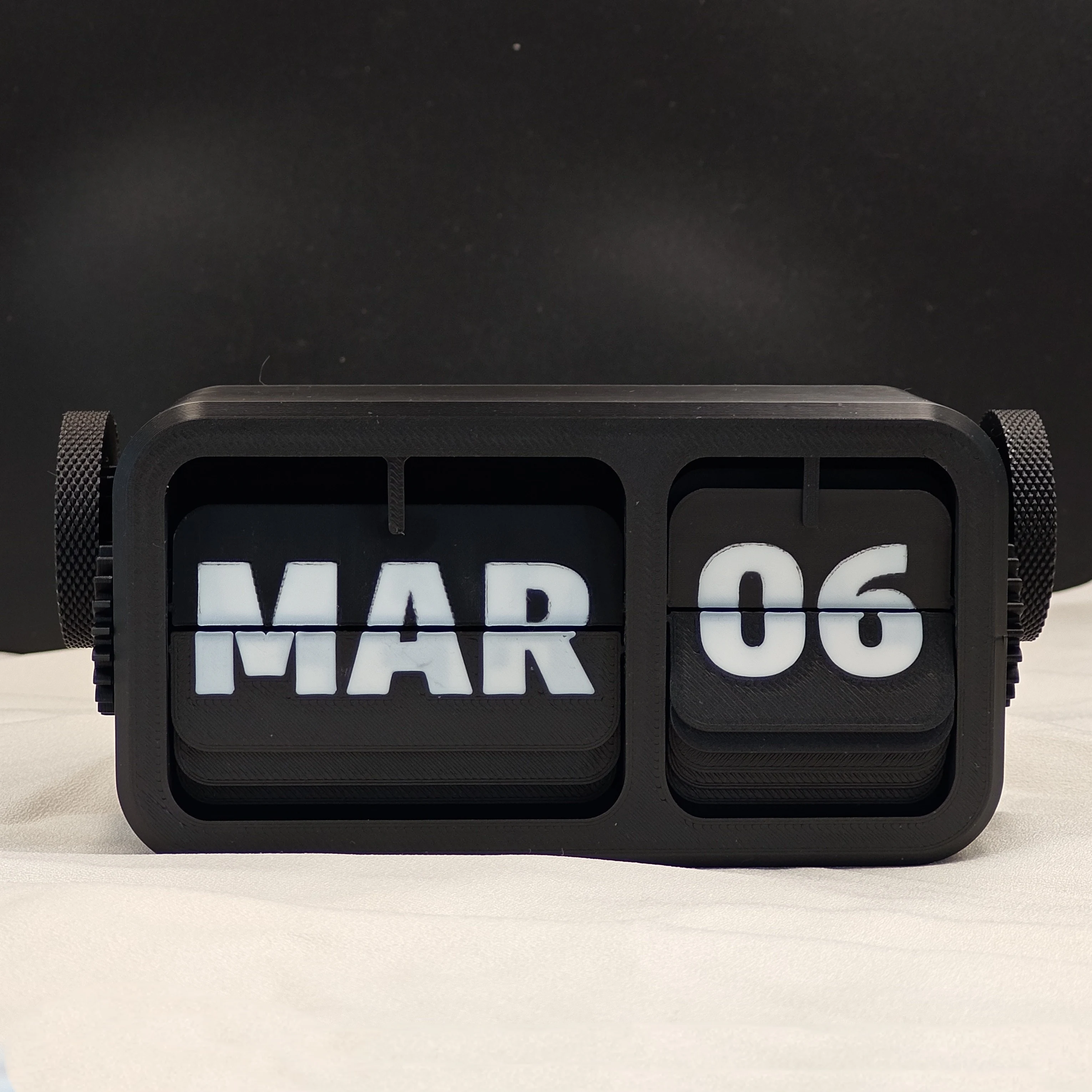 2025 Steampunk Flip Calendar - 3D Printed PETG Mechanical Desktop Toy for Stress Relief, Unique Gift Idea