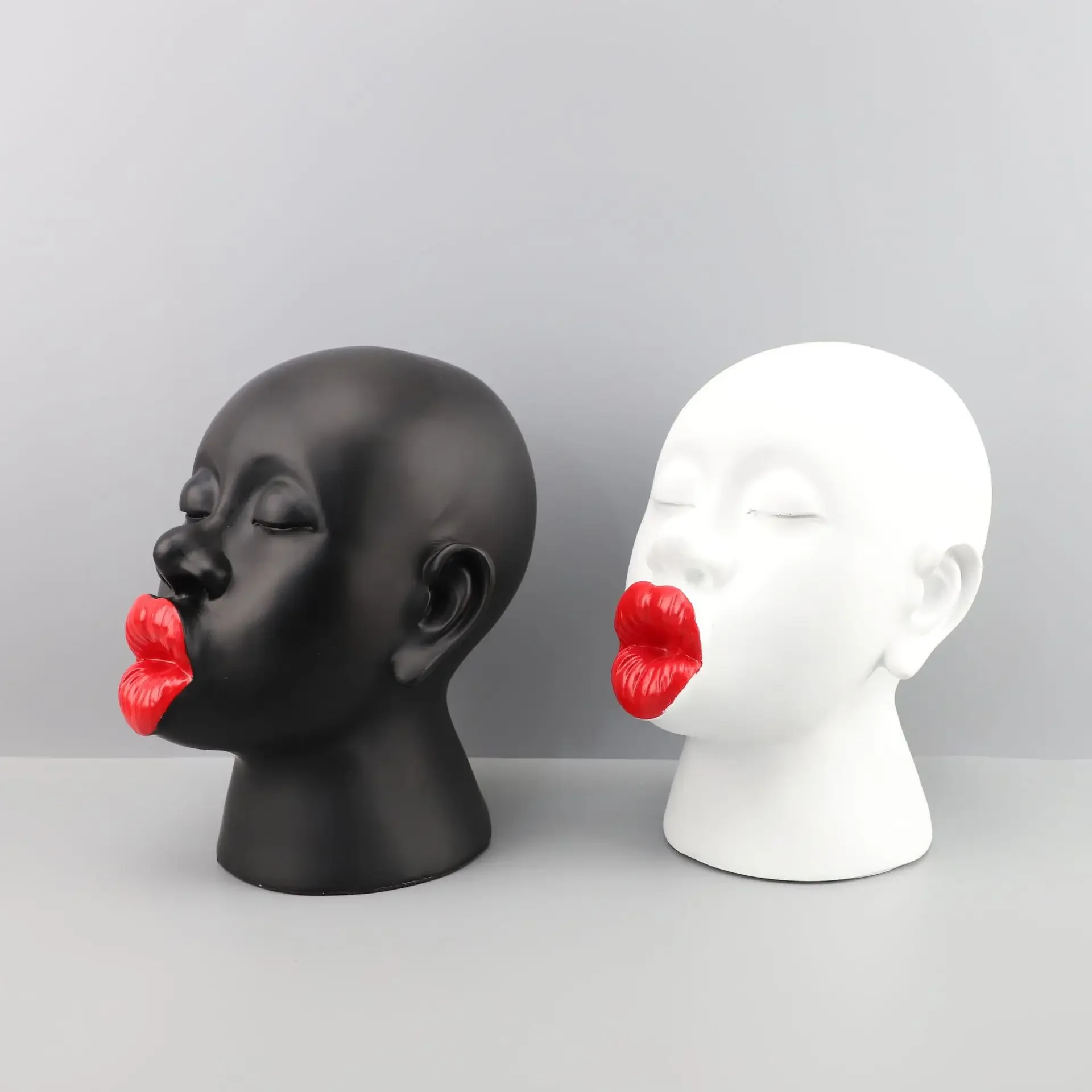 Creative Resin Figure Sculpture Red Lip Head Abstract Cartoon Funny Negro Statue Decorative Figurines Home Decoration Accessorie