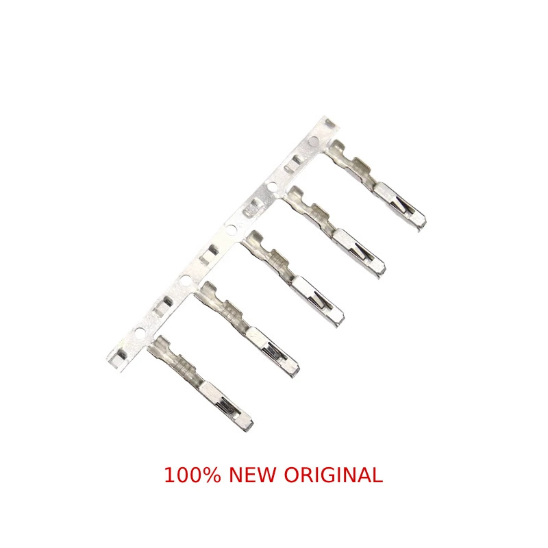 638551-1,Female,Mating Tab Width 0.025 in,Tab Thickness 0.025 in,Wire Size 20–18 AWG,AMP 0.64 Connector System,638551-2