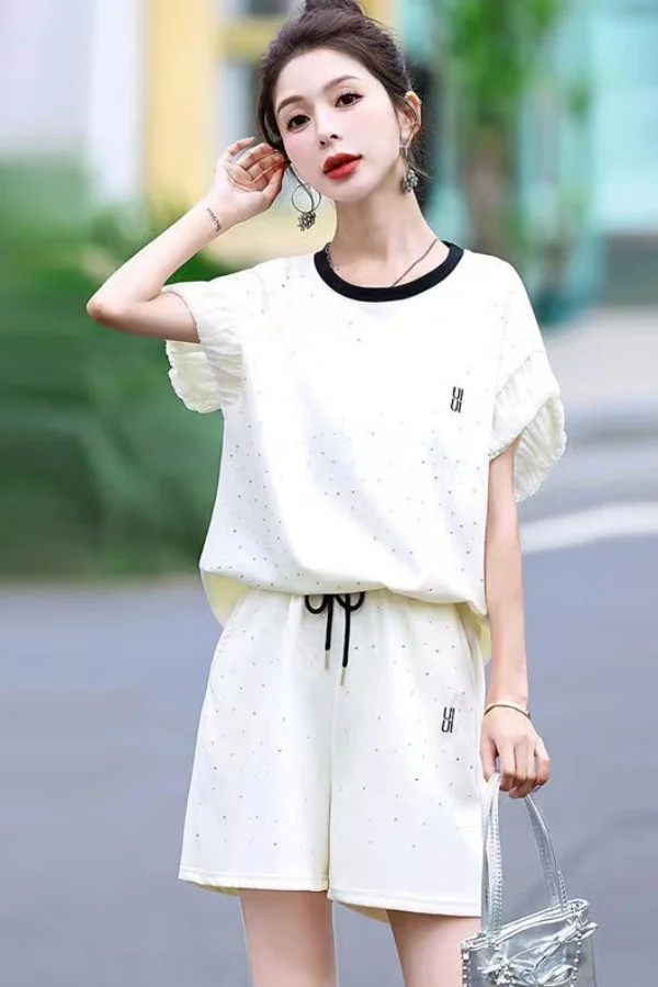 

2025 Summer New Fashion Women Casual and Fashionable Loose Tops and Shorts Two-piece Set