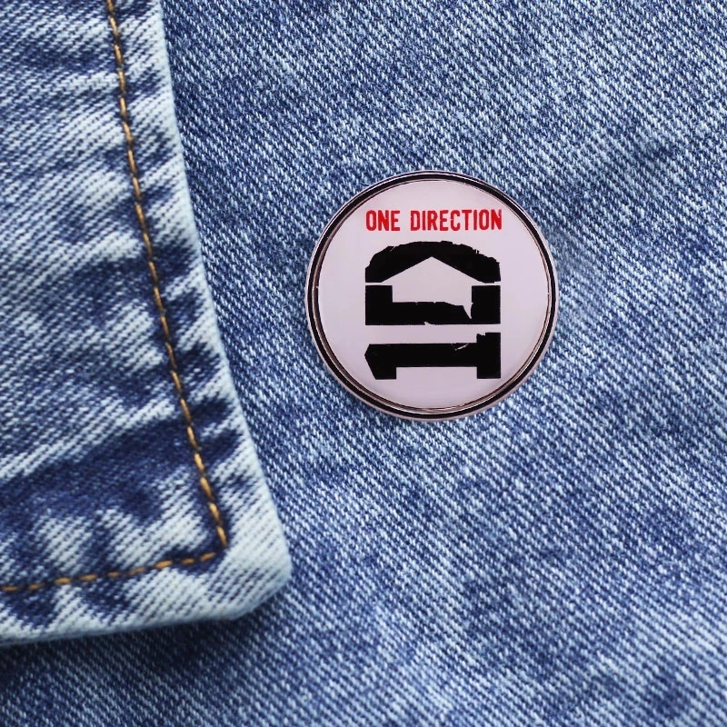 One-Direction Logo Symbol Music Musician Lapel Pins Backpack Jeans Enamel Brooch Pin Women Fashion Jewelry Gifts Cartoon Badges