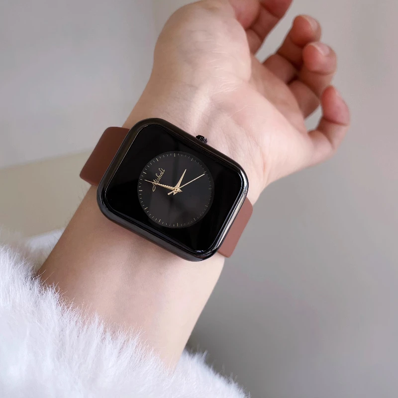 Classic Trend Ladies Watch Elegant Simple Fashion Waterproof 2025 Quartz Watch Birthday Gift