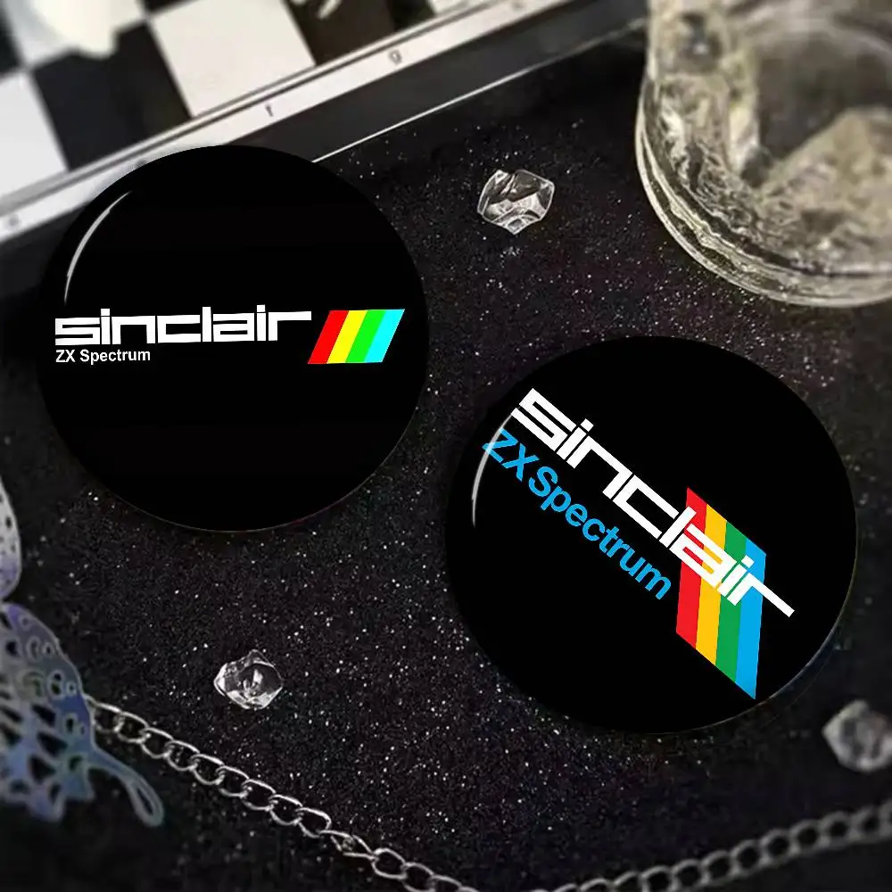 Retro Sinclair Zx Spectrum Tinplate Pin Button Custom Anime Role Old-school Brooch Cartoon Collar Badge Jewelry Gift Fans