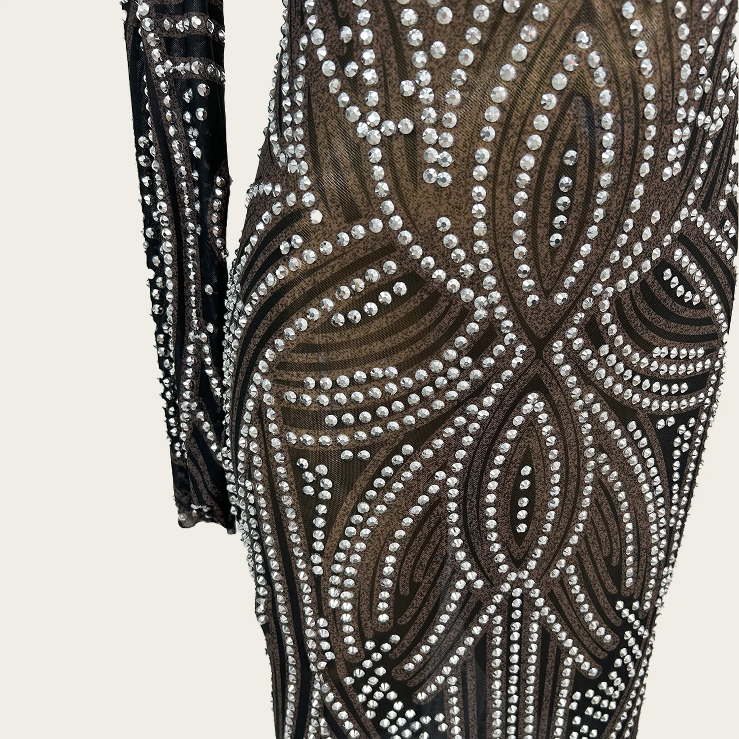 

Black See Through Mesh Evening Gown Gala Sparkly Rhinestone Long Sleeves Party Dress Prom Elegant Women Sexy Long Dress Huayuan