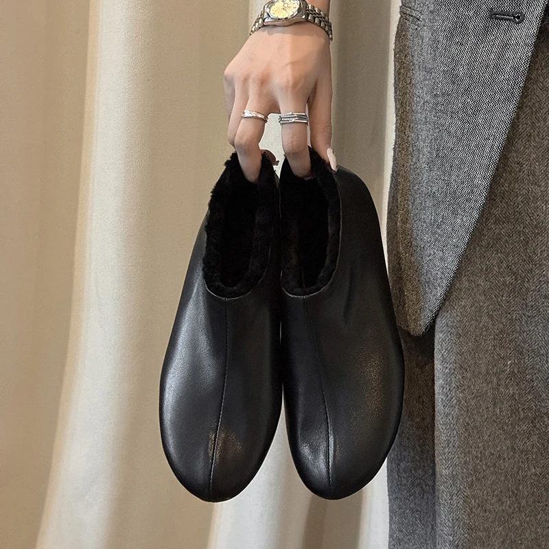 New Trend 2027 New Winter Genuine Leather Wool Comfortable Women Flats Casual Ladies Brown Black Round Toe Warm Flat Shoes