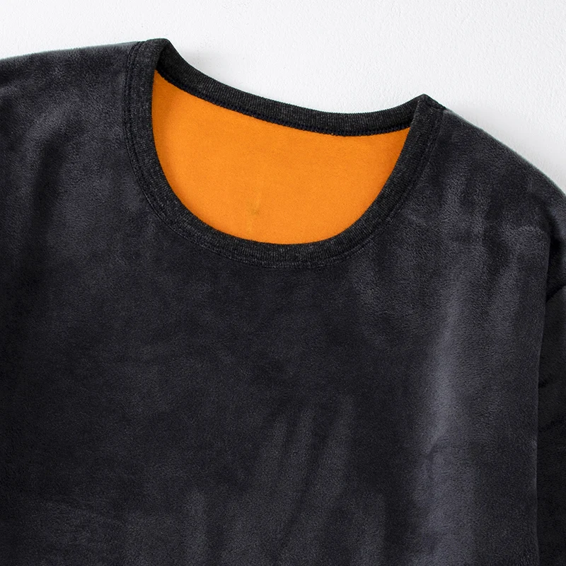 Set Pakaian Dalam Kasual Tebal Beludru Emas Musim Gugur dan Musim Dingin 2 Potong Atasan Leher Bulat Tahan Dingin dan Hangat Celana Pinggang Elastis