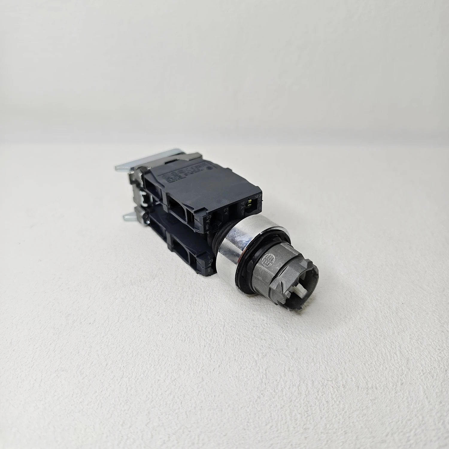 XD4PA24 Joystick Controller, Harmony XB4, Metal, 22mm, 4 Directions, Spring Return, 1NO