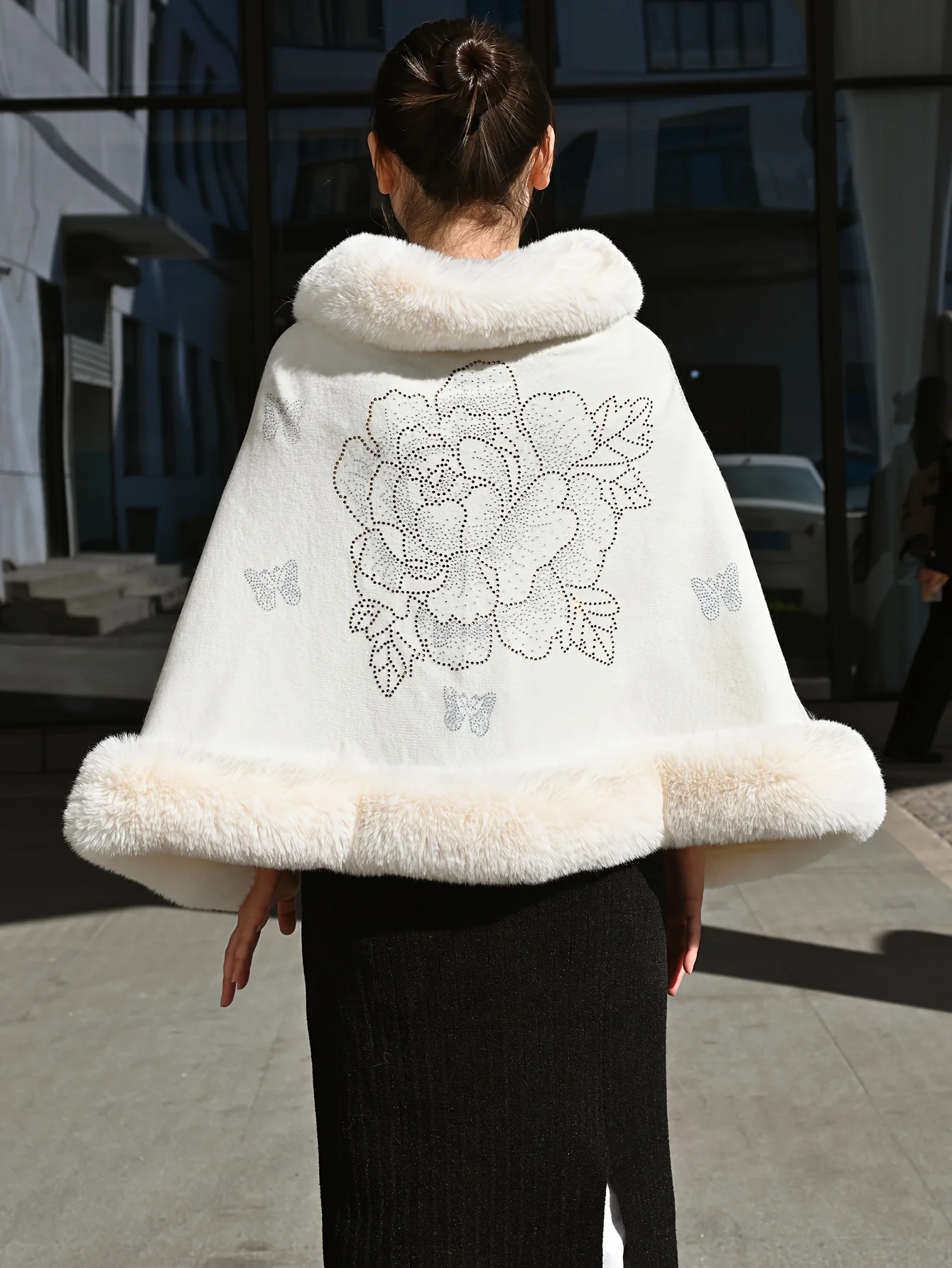 Women's Faux Fur Trim Shawl Cape Sparkling Rhinestone Floral Butterfly Warm Poncho Wrap