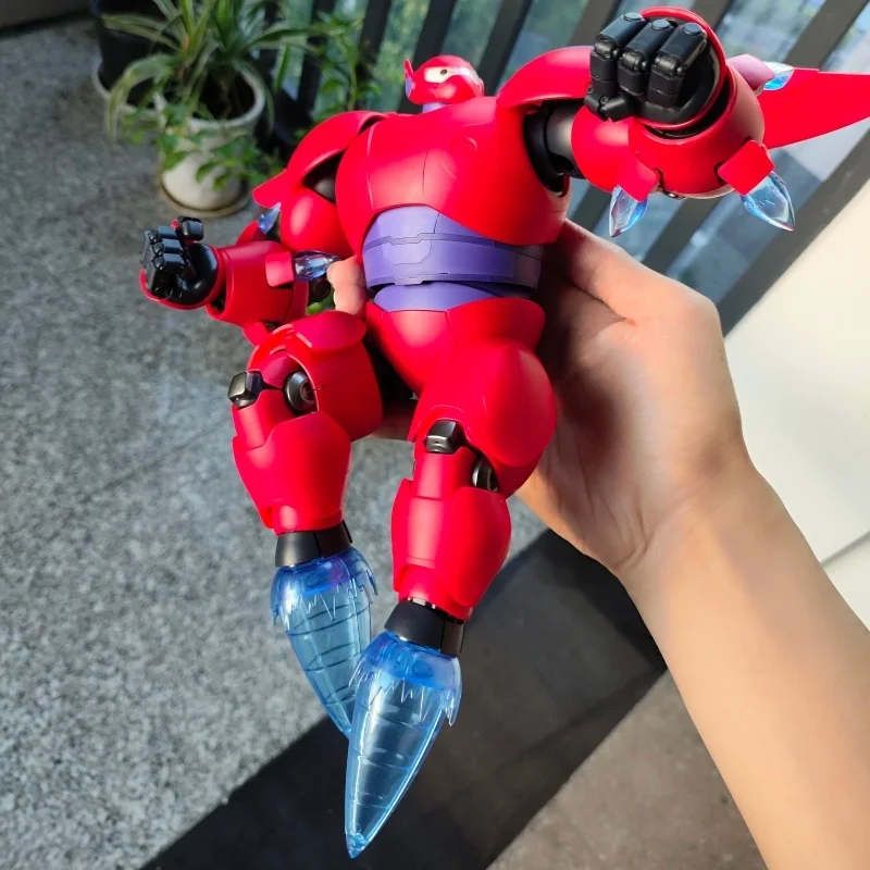 En Stock tout nouveau véritable Big Hero 18 cm série Baymax assemblé modèle figurine charme à collectionner cadeau série ornements