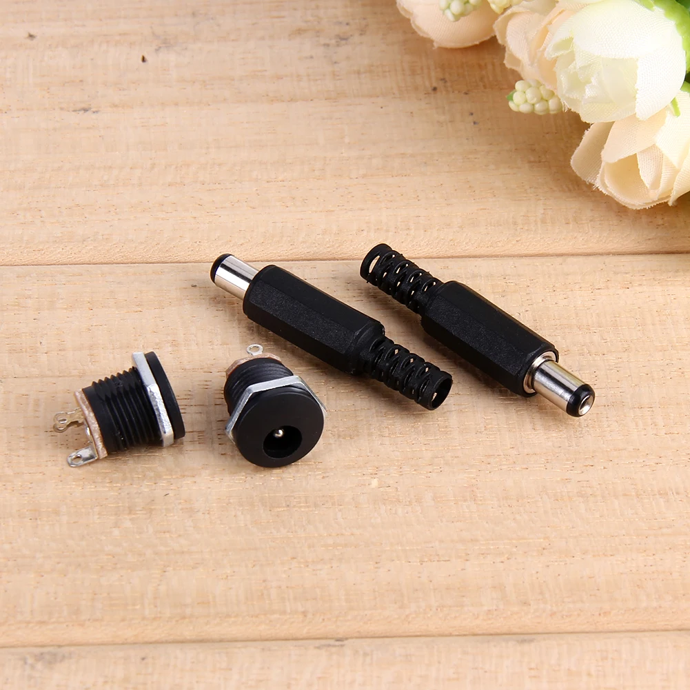 

10 Pair DC Power Male Plugs Easy Installation Plastic Male Plugs Reliable Panel Mount Multifunctional for Lighting Power Devices