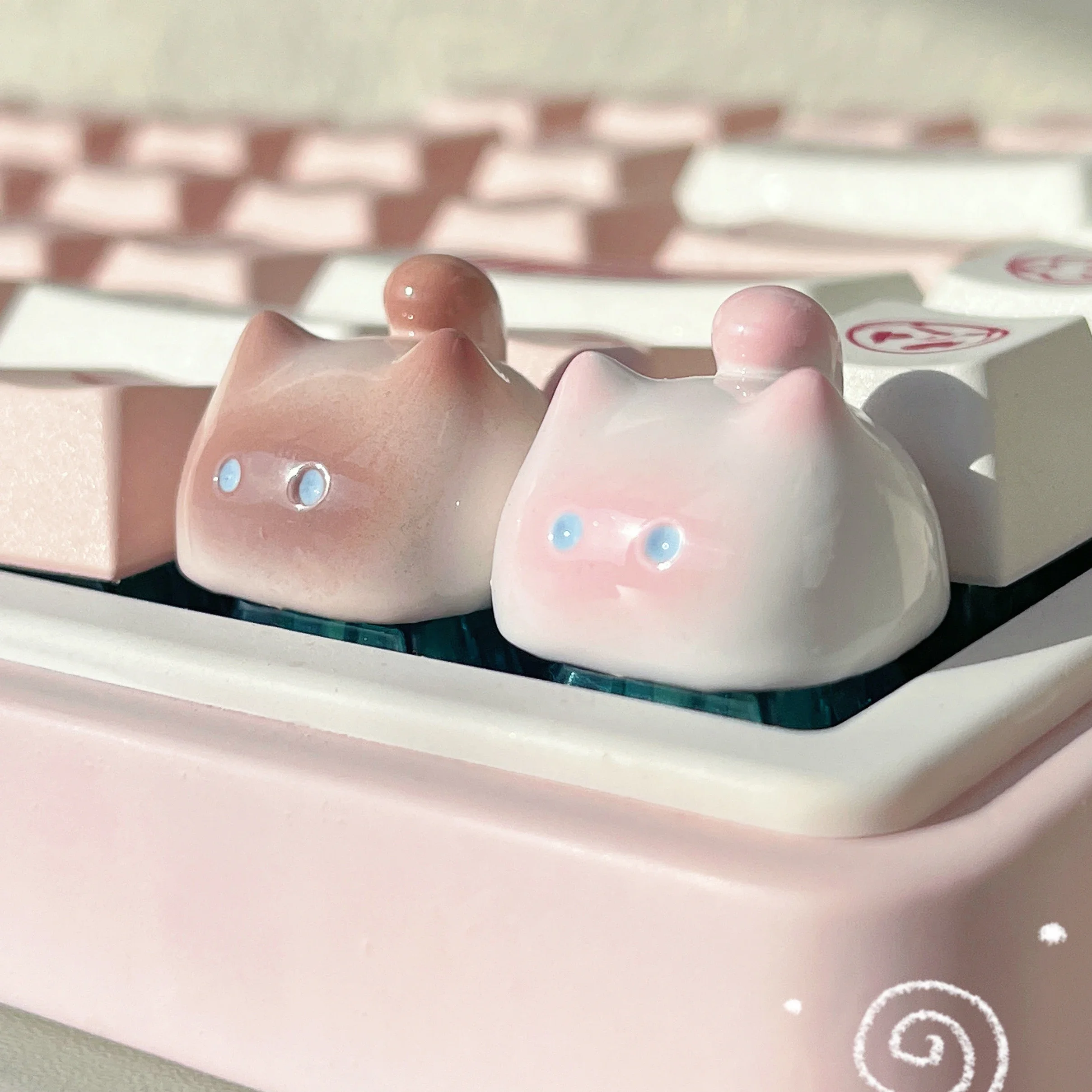 

Original Cat Blush Xie Luo Cat Logic Kitten Personalized Keycap Mechanical Keyboard Customization