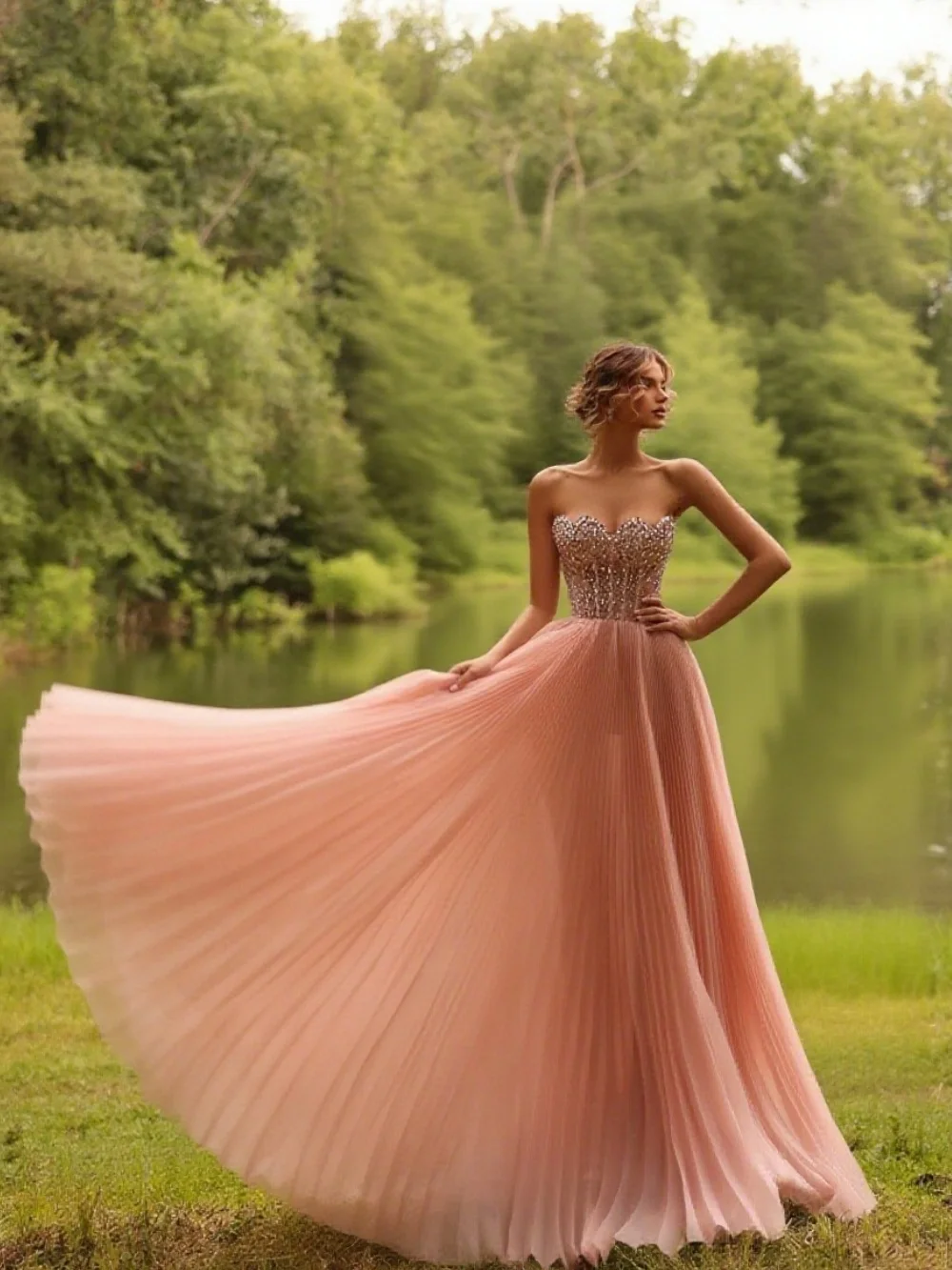 

Luxurious Strapless Evening Dress Romantic A-Line Party Gown Romantic Sleeveless Floor-Length Party Dress فساتين سهرة