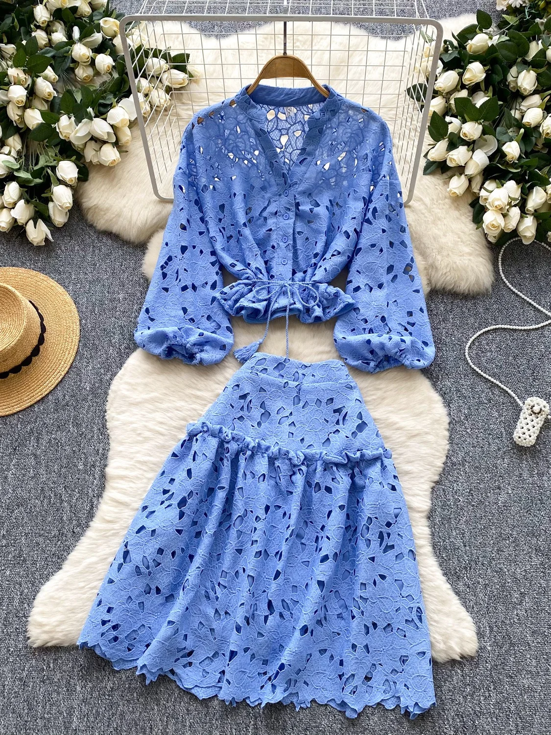 

Ele Lace Top And High Waist Skirt Set with Belted Lantern Sve Hollow out Design for Young Women in Summer 2025