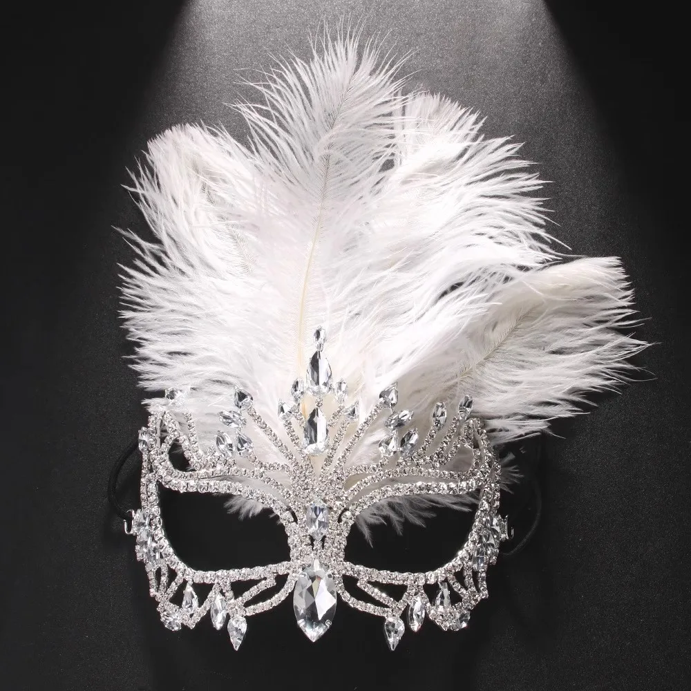 

European And American Mysterious Sexy Exaggerated Black White Feather Mask, Makeup Ball, Holiday Party, Halloween Accessories