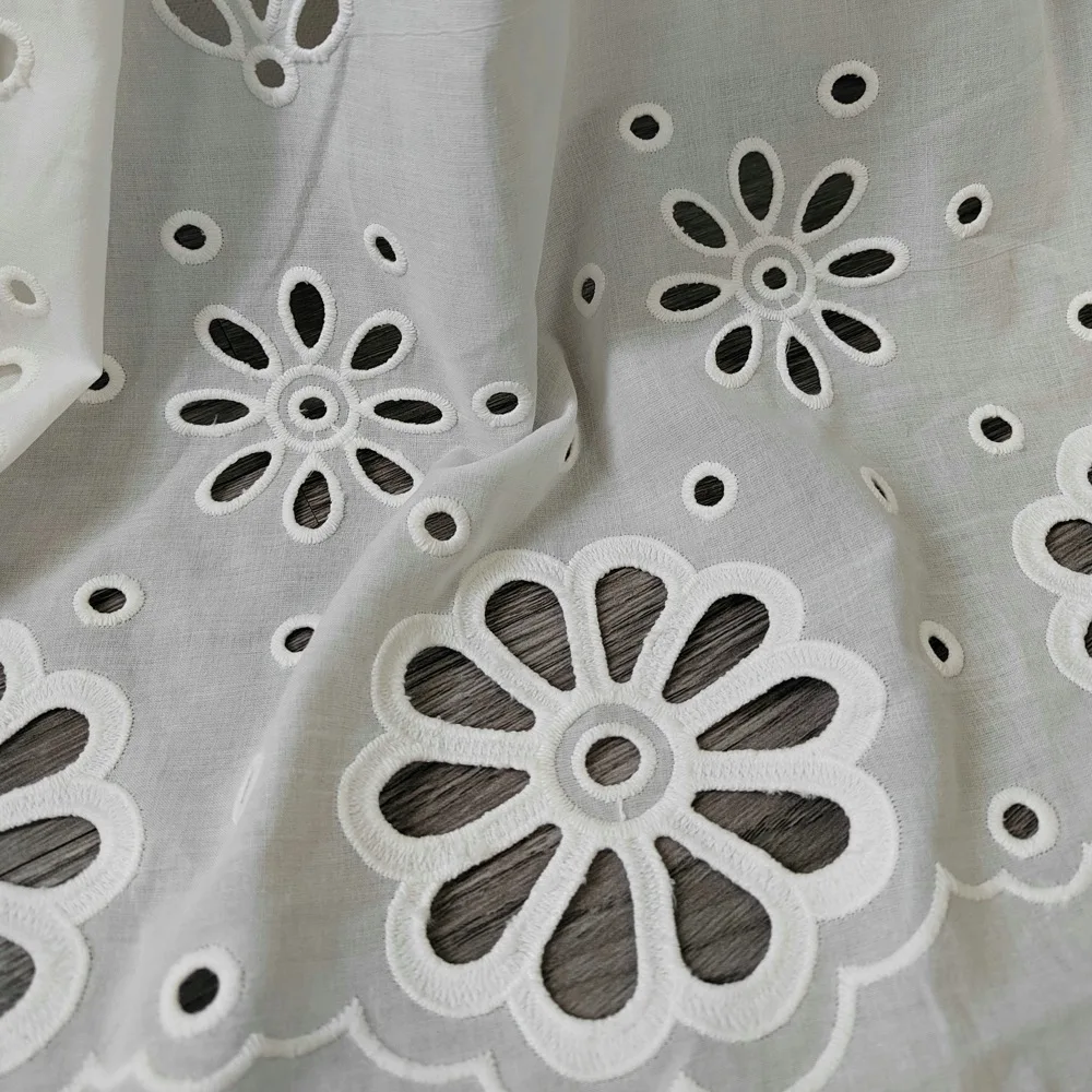 Hoge kwaliteit holle katoenen borduurkantstof, geschikt voor jurken, trouwjurken, kleding, doe-het-zelf materiaal holle bloemstof