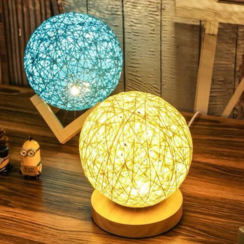 Creative Dream Female Table Lamp Romantic Moon Lamp Gift USB  Plug in Bedroom Bedside Lamp