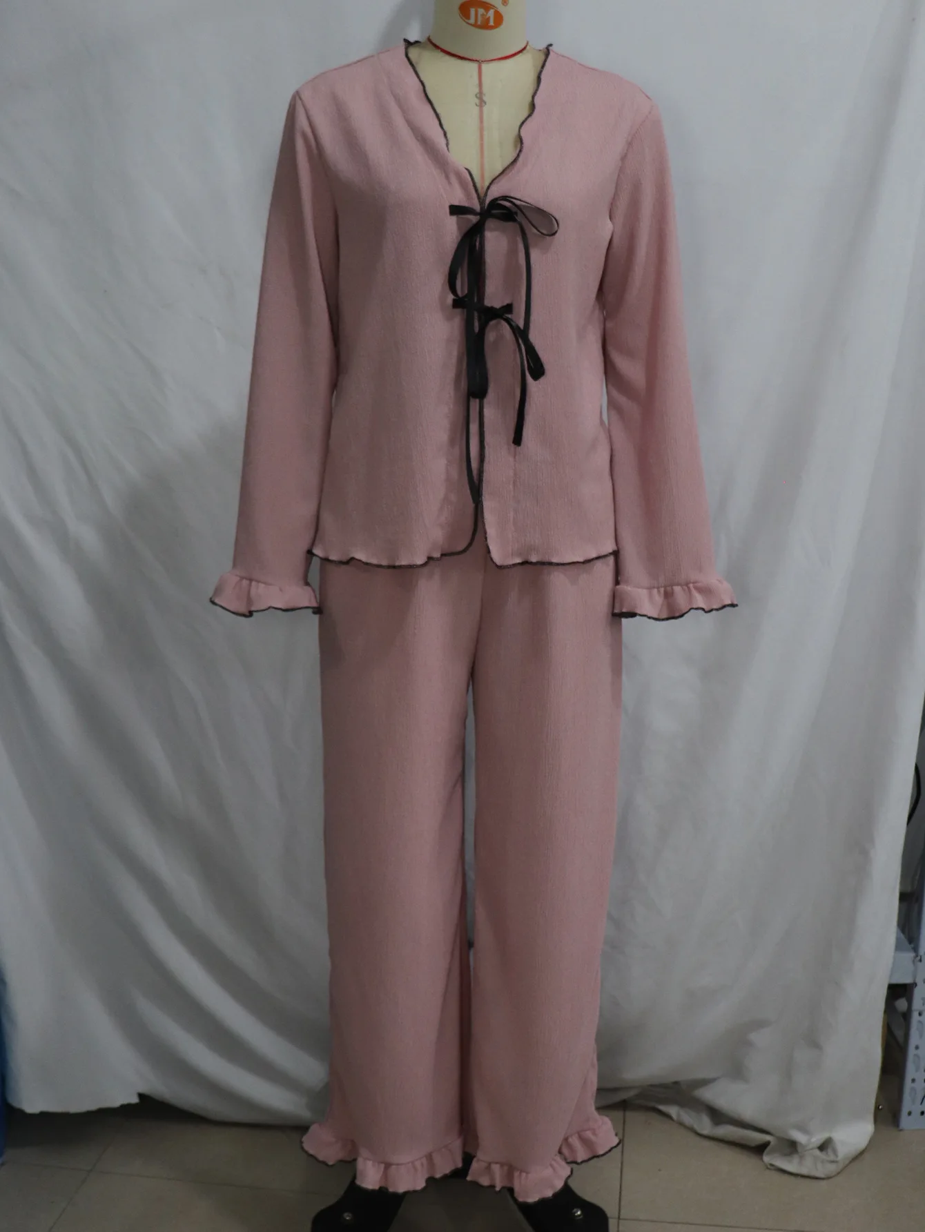 النساء منامة الفرنسية الرجعية الحلو سيدة الخامس الرقبة الدانتيل متابعة سترة طويلة الأكمام فستان أطفال مع سروال داخلي بيجامة تنفس مريحة ملابس المنزل مجموعة