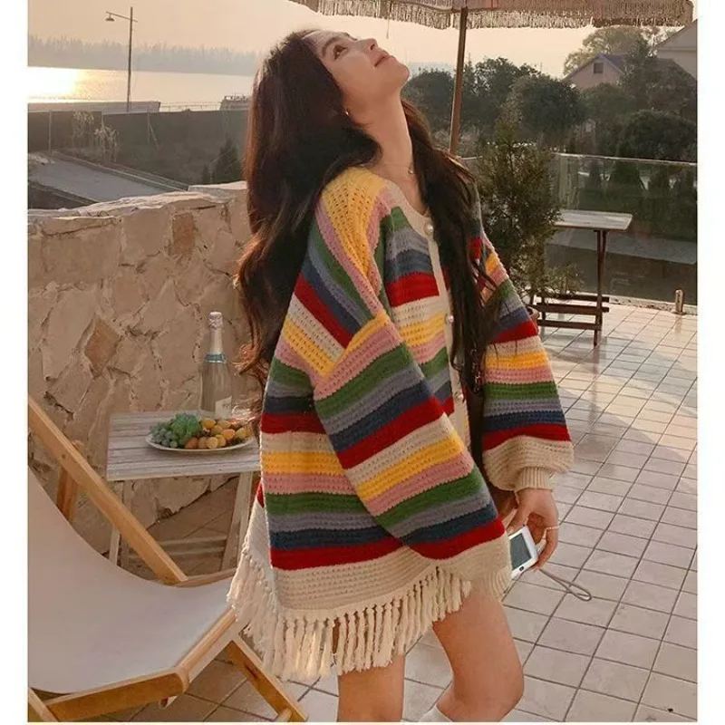 المرأة بالأزرار قوس قزح شريط محبوك سترة للنساء جديد الجوف خارج كم طويل شرابة واحدة الصدر مخطط أبلى جديد #2