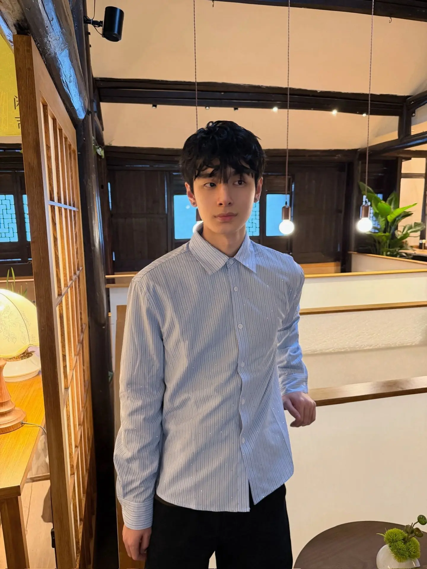 Light Blue Men's Long Sleeve Shirt Vertical Stripe Pattern Starry  Rhinestone Casual Fashion Spring Season High Intelligen...