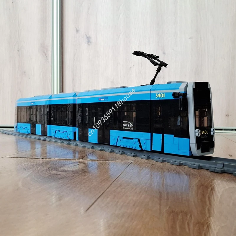 1825pcs MOC Pesa Twist 146N tram MPK Wrocław Model Building blocks DIY Kids Brick craft toys Christmas gifts