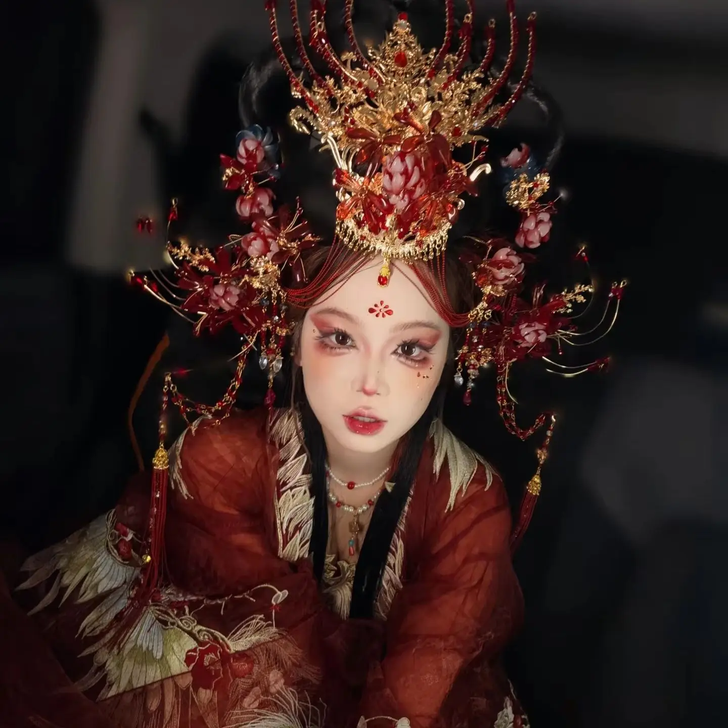 Luxury Red Floral Phoenix Headdress Long Tassel Hair Tiara Traditional Oriental Hanfu Bride Wedding Shooting Hair Accessories