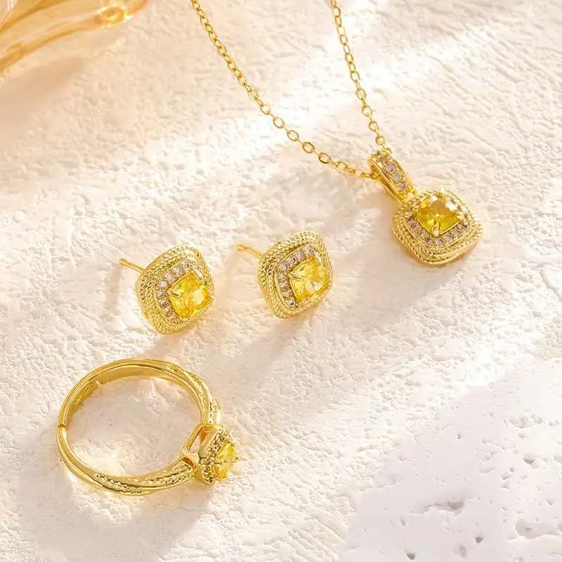 

The ring, yellow diamond cube sugar, niche design, high-end feel, and light luxury set