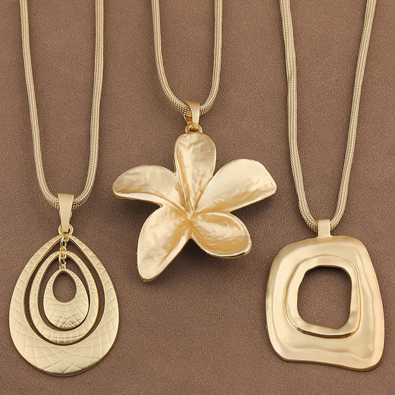 

1 x Matte Gold Color Boho Flower Fashion Multi Layer Pendant On Rope Chain Necklace For Women's Daily Wear,Gifts