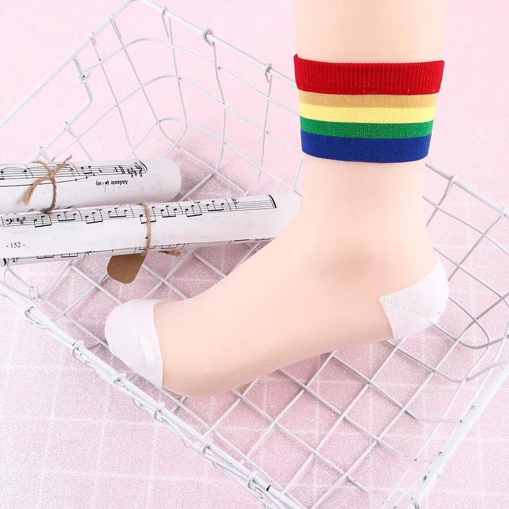 عيد الميلاد الصيف رقيقة الزجاج الحرير الشفاف المتناثرة الكاحل الجوارب الجوارب القصيرة الجوارب قوس قزح