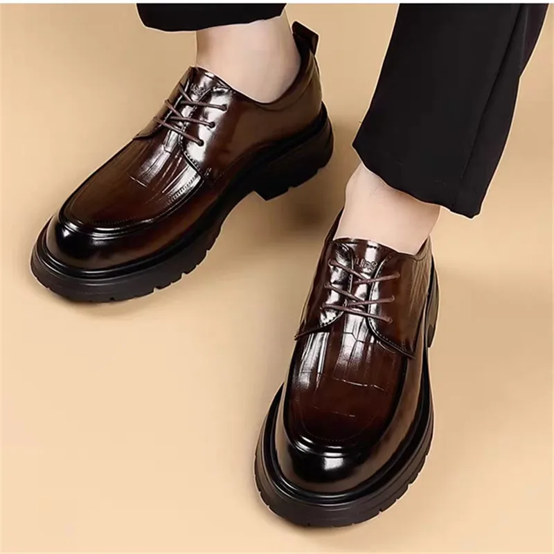 

Men's leather shoes Gentleman Classic Style Dress up party Black brown Thick soled high-quality shoes suits Luxury versatile