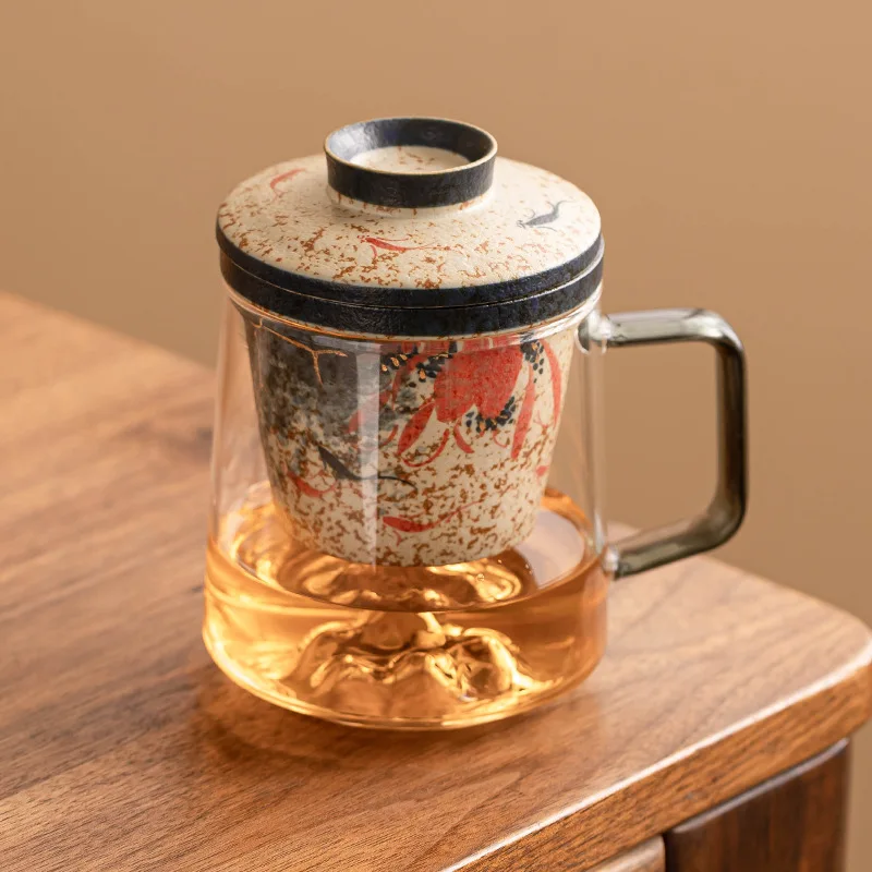 PYH blue and white flint black tea separation cup, tracing gold, lotus rhyme, koi, cloud return office cup, drinking
