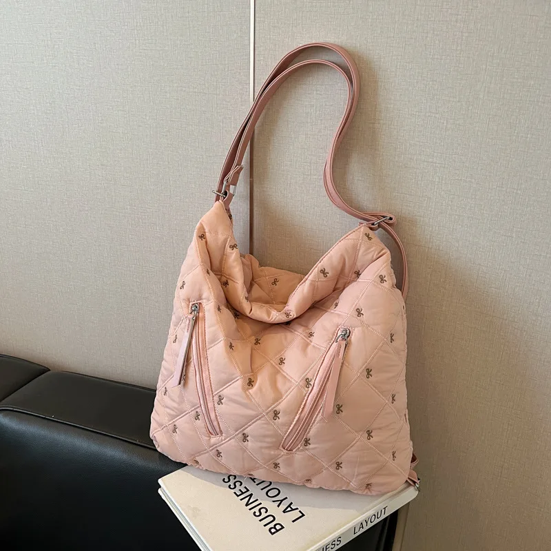 New In Hand Bag Ladies Fashionable Trendy Embroidered Women's Shoulder Soft Bags Nice Totebag Sweet Cool Style For Girls Gift