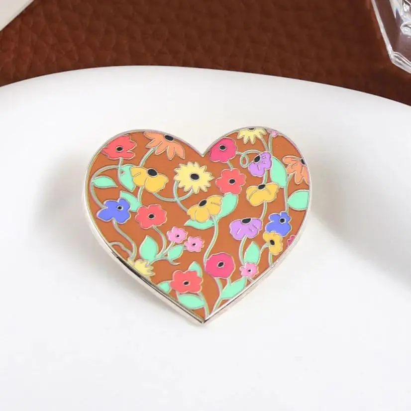 Bohemian Floral Heart Enamel Pin Colorful Flower Brooch Sweet Romantic Lapel Pin for Women Girls Valentine's Day Gift