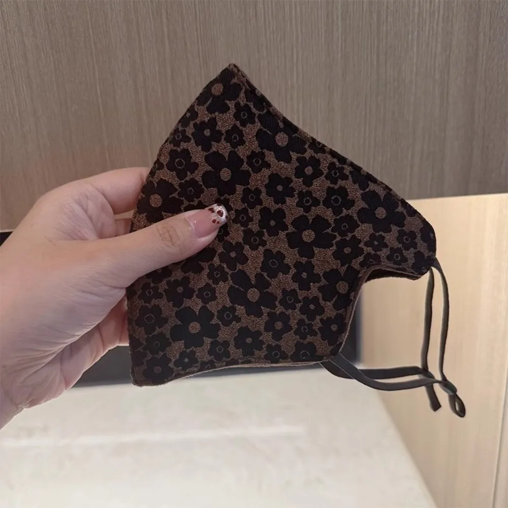 Maschere per il viso antivento alla moda Maschera da donna calda a prova di freddo Stampa traspirante Copri bocca invernale