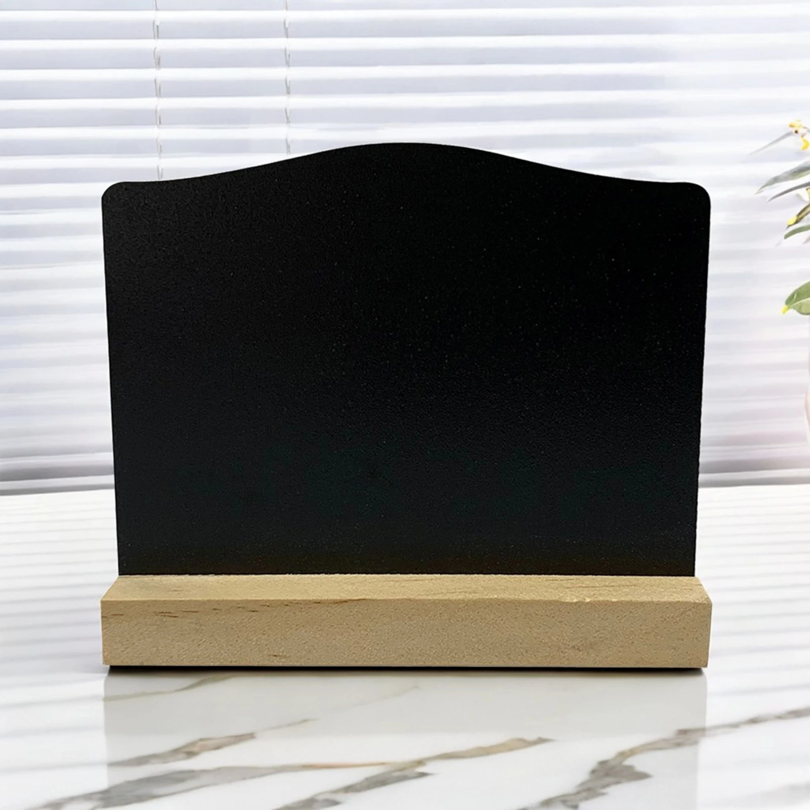 

4PCS Small Chalkboard Signs Wooden Chalkboard Message Boards Crafts for Restaurant Food Display Small Business