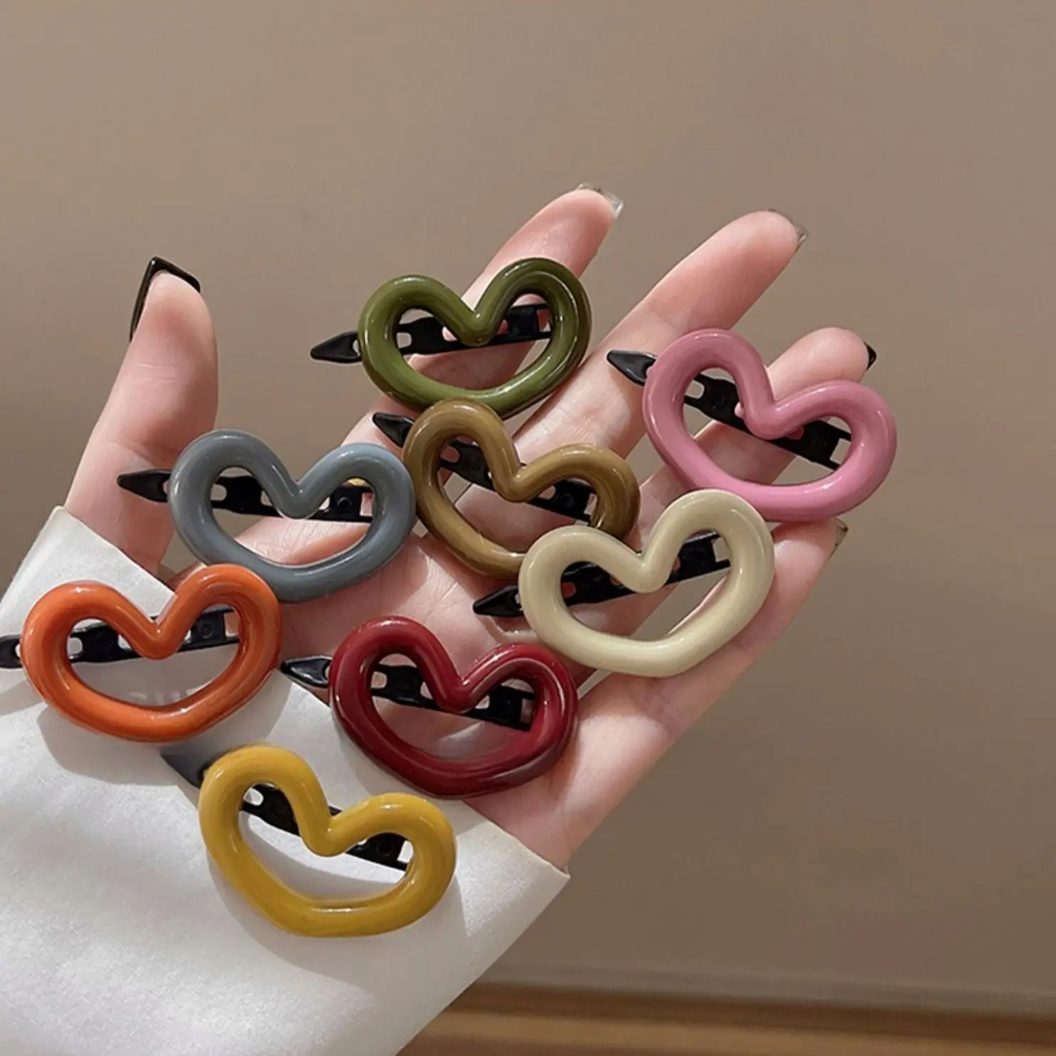 Simple Love Heart Hairclip Sweet Small Bangs Buckle Korean Women Girls Hairpin Barrette Hair Clips Headdress Hair Accessories image 5